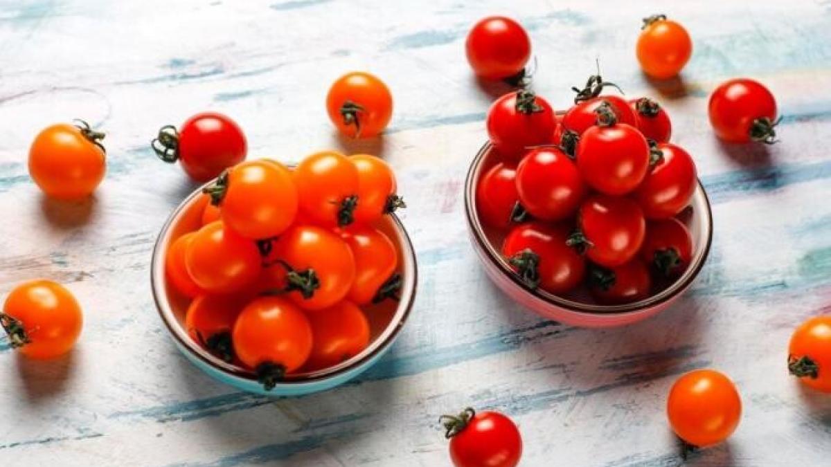 pastreaza-rosiile-proaspete-timp-de-2-ani--ai-nevoie-doar-de-niste-borcane-si-apa_53082600