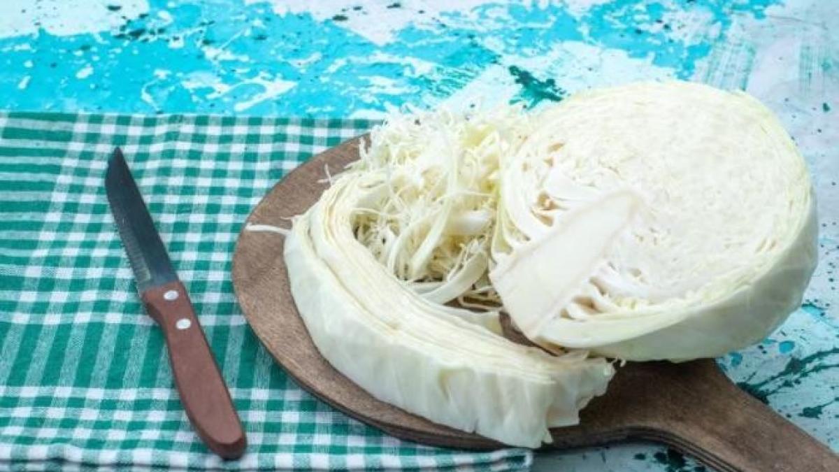 varza-inabusita-fara-carne--un-ingredient-secret-va-imbunatati-gustul-si-culoarea-preparatului_45326400