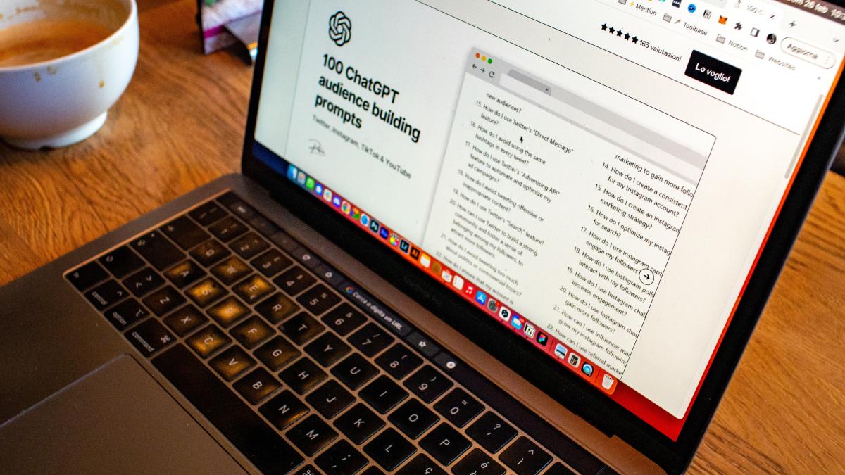 oamenii-s-au-apucat-sa-publice-carti-scrise-de-chatgpt_20421600