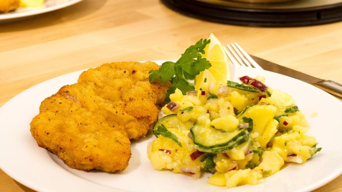 salata-austriaca-de-cartofi--reteta-pas-cu-pas_93878300