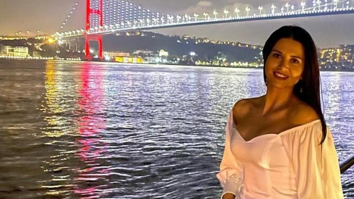 iulia-parlea--prezentatoare-pro-tv--recunoaste-iubirea-nu-este-de-ajuns--pentru-o-relatie-e-nevoie-de-mai-mult_65574600