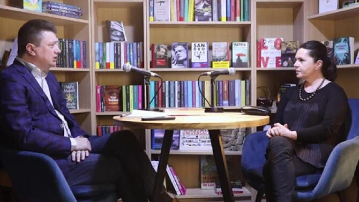 adriana-saftoiu-ionut-vulpescu_36365000