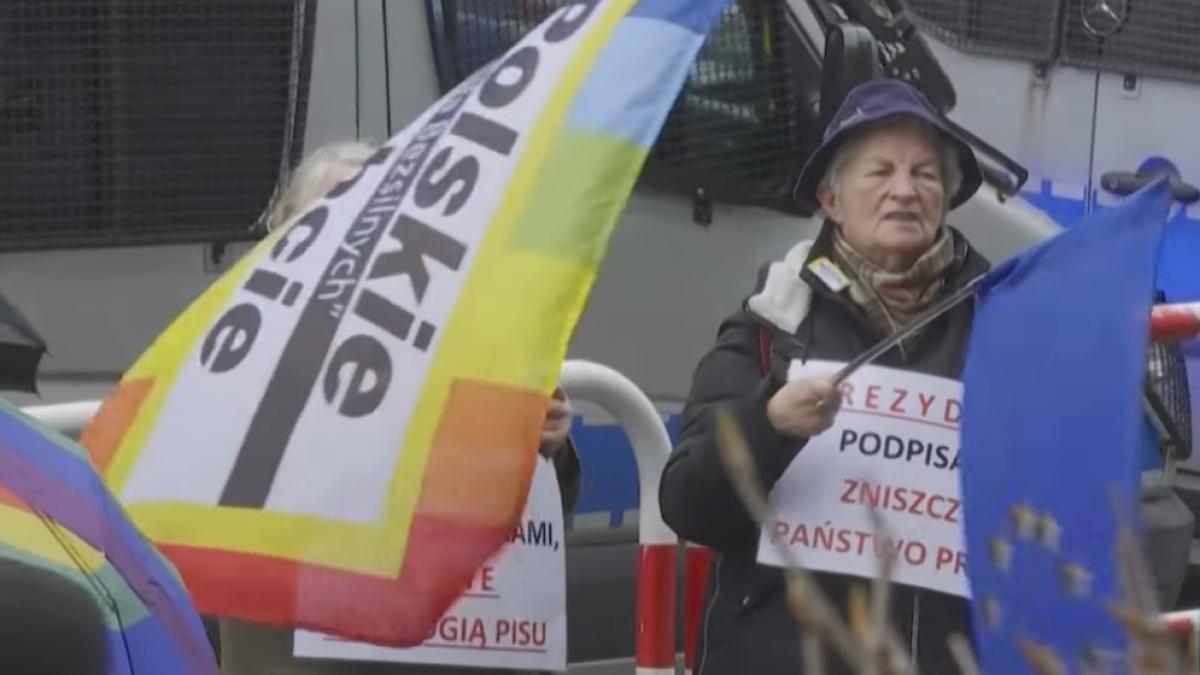 polonia-avort_13350200