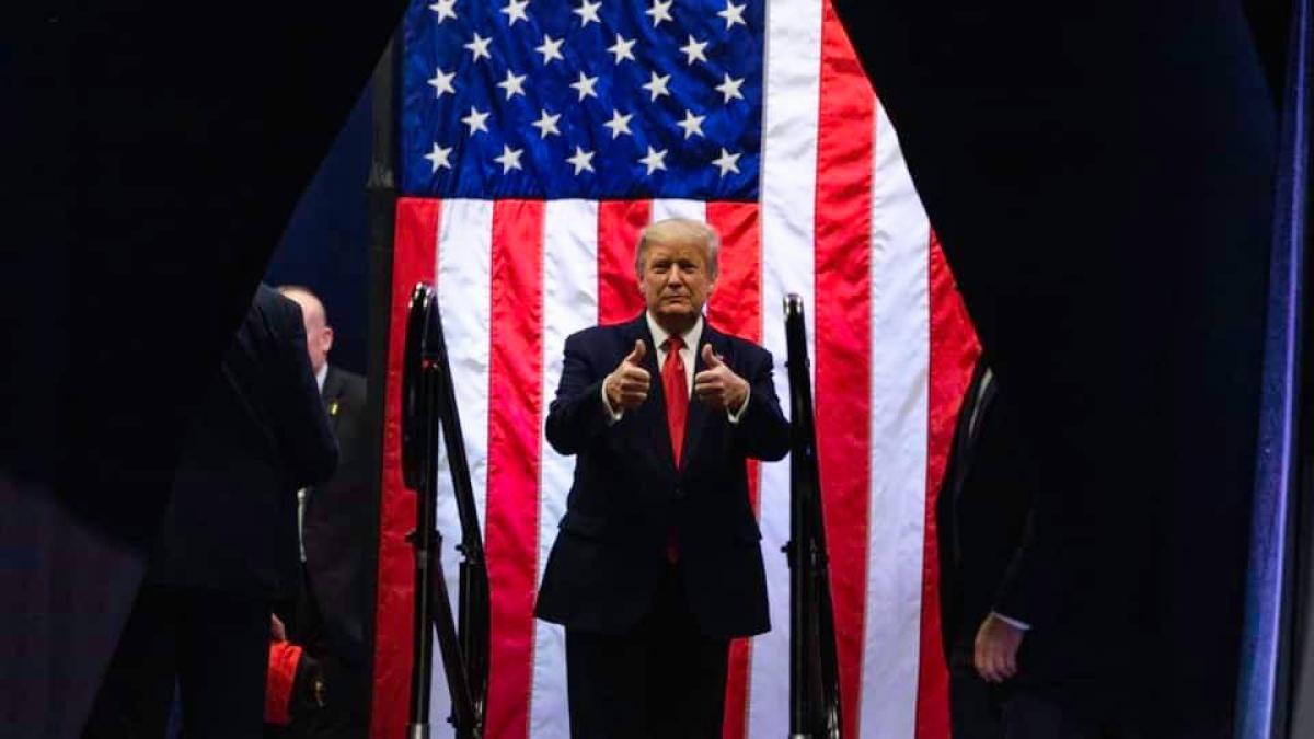 donald-trump-facebook-si-youtube_94915500