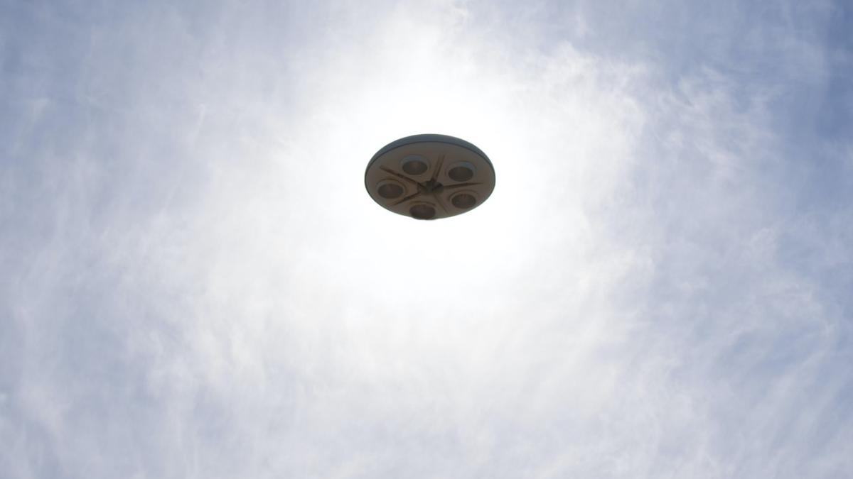 nava-mama-extraterestra-in-sistemul-solar_07845300