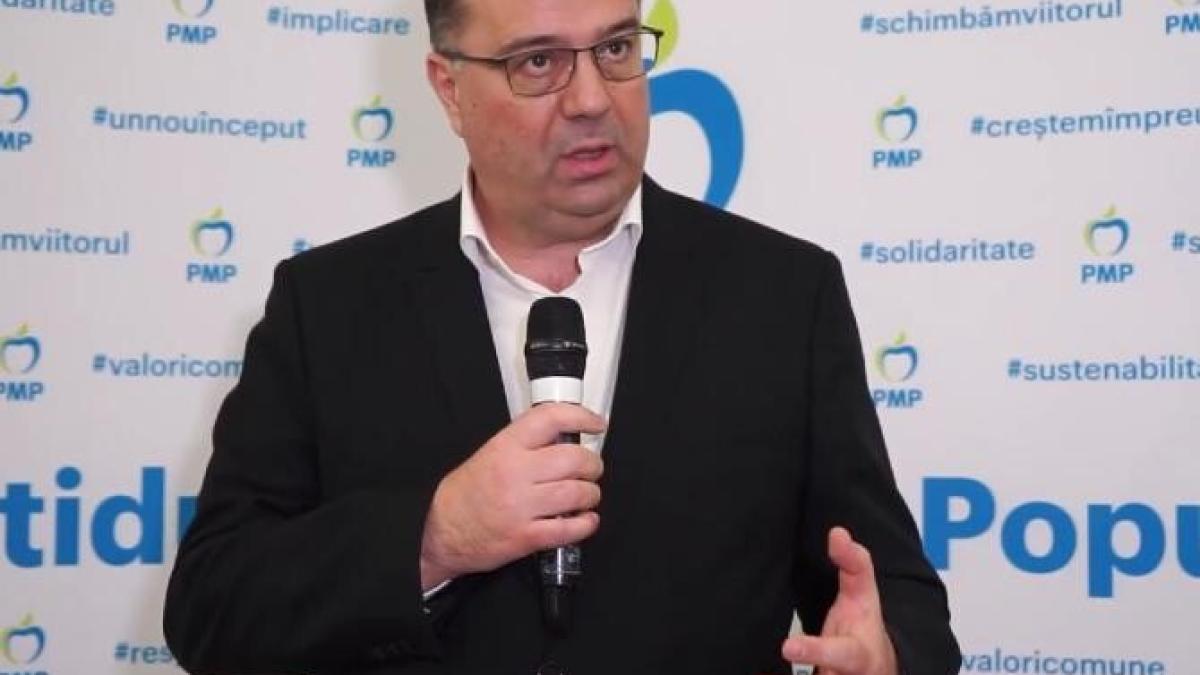 ministrul-agriculturii-este-un-stand-up-tragedy--cand-apare--te-umfla-plansul--e-cel-mult-la-nivelul-unui-presedinte-de-cap_57519400