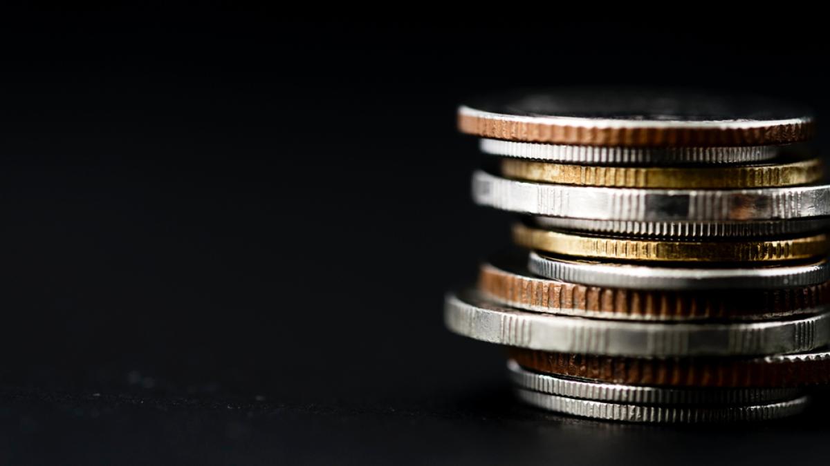 criza-sector-financiar-umbra_12343600