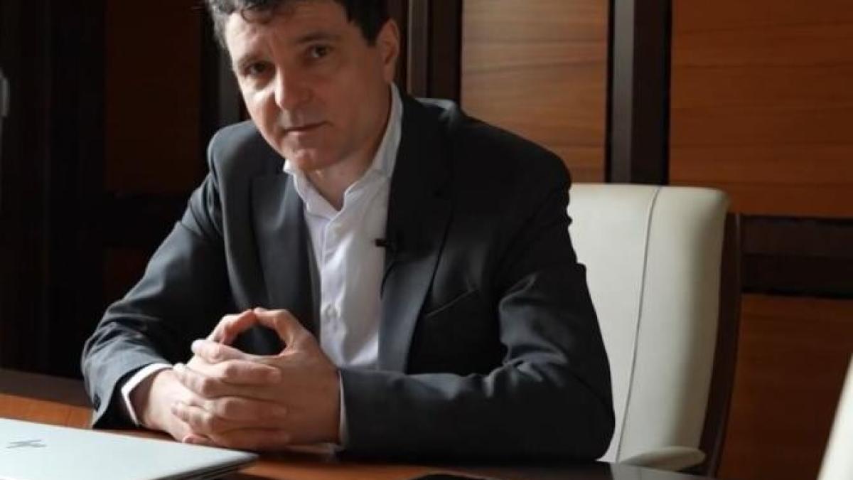 transportul-public-din-bucuresti--pe-google-maps--nicusor-dan---de-azi--aplicatia-arata-unde-se-afla-mijloacele-stb--in-timp-real_35792800