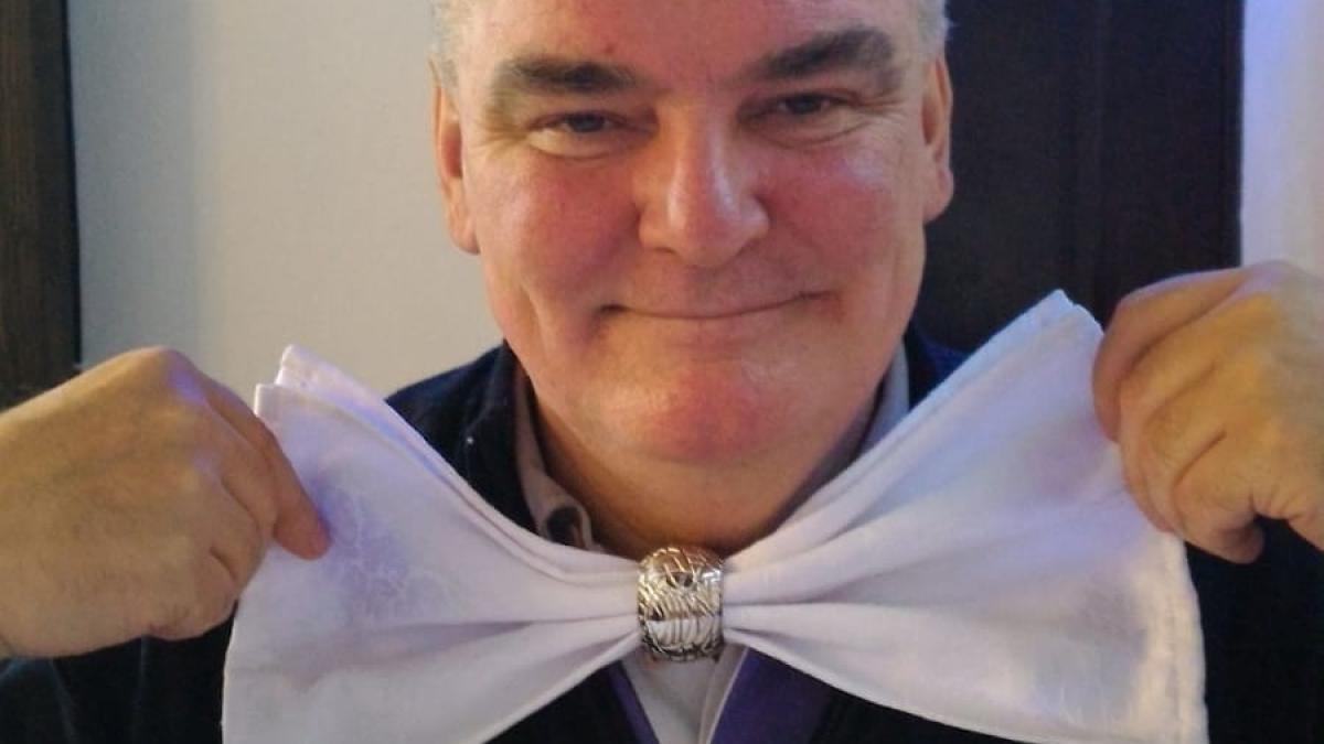 cum-a-ramas-fara-casa-florin-constantin--actorul-din-grupul-divertis--a-fost-un-soc-foarte-mare_68351500