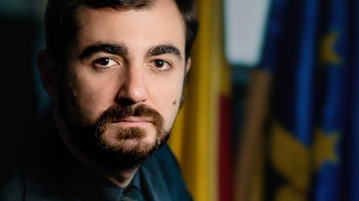 iohannis--in-egipt--nasui-criza-politica-exista-si-din-cauza-lui--a-zis-ca-asteapta-sa-vada-ce-e-intampla_87696300