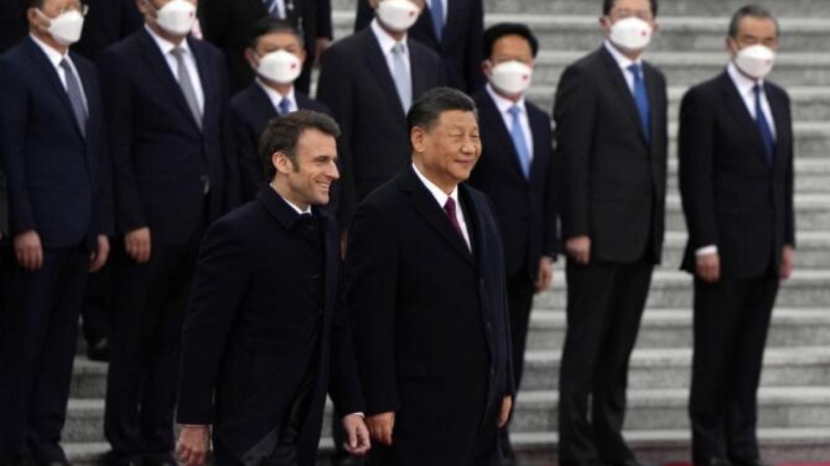 macron--vizita-surpriza-in-romania--dupa-intalnirea-cu-xi-jinping-in-china--chirieac-mesajele-vor-fi-transmise-mai-sus--daca-intereseaza-pe-cineva_46143300