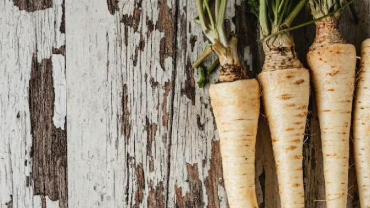 hrean-cu-mere--un-aperitiv-savuros-pentru-friptura_26487300