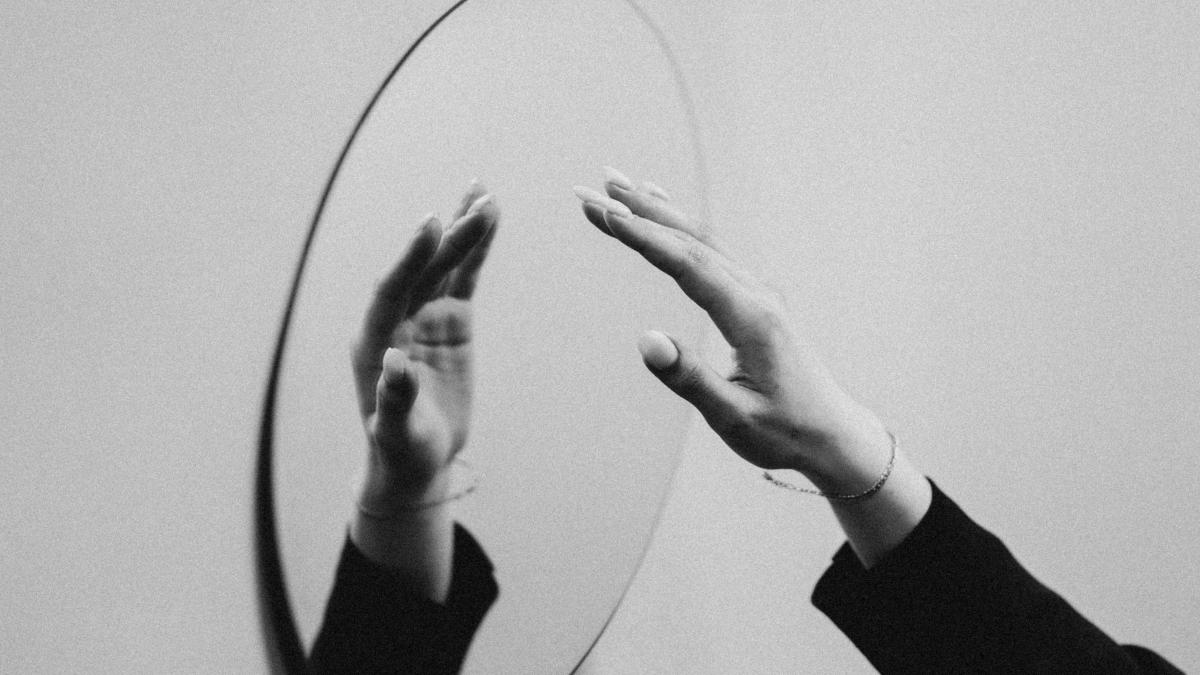 experimentul-cu-oglinda-viralizat-pe-tiktok_43534200