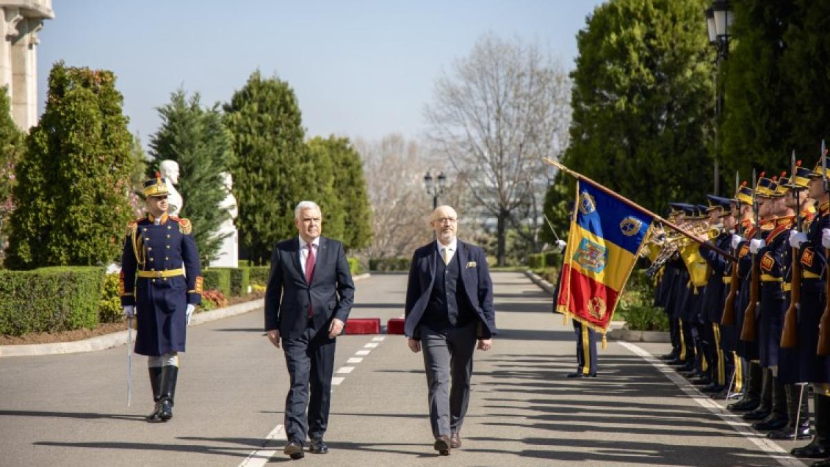 5_intrevederea-ministrului-apararii-nationale-cu-omologul-ucrainean_30947600