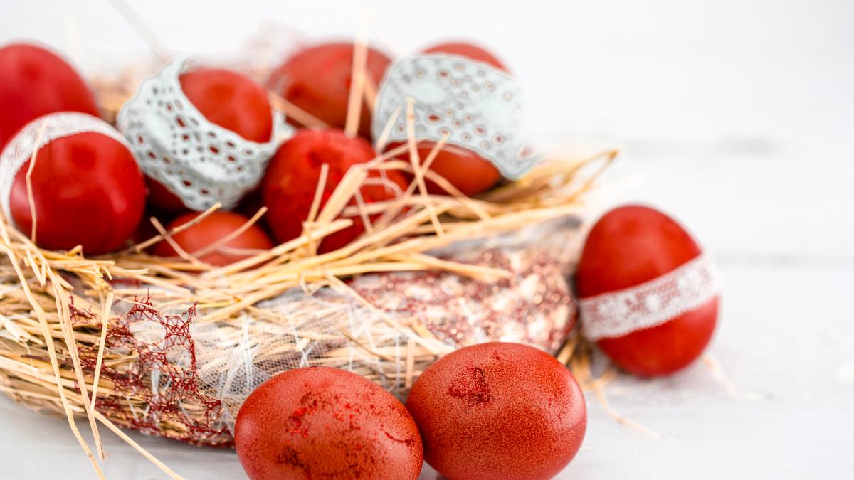 de-ce-vopsim-oua-de-pasti--ce-faci-cu-primul-ou_65283000