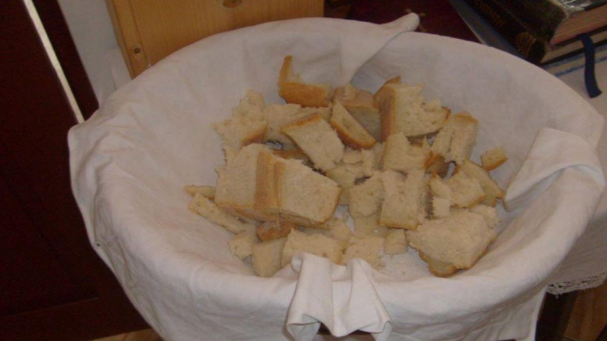 ce-semnifica-pastile-primite-in-noaptea-de-inviere--toti-credinciosii-trebuie-sa-stie_09041200