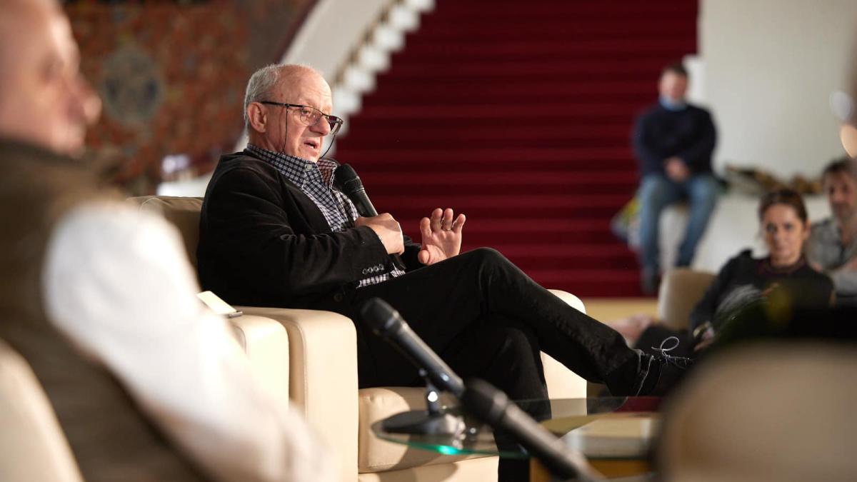 mihai-malaimare_69995600