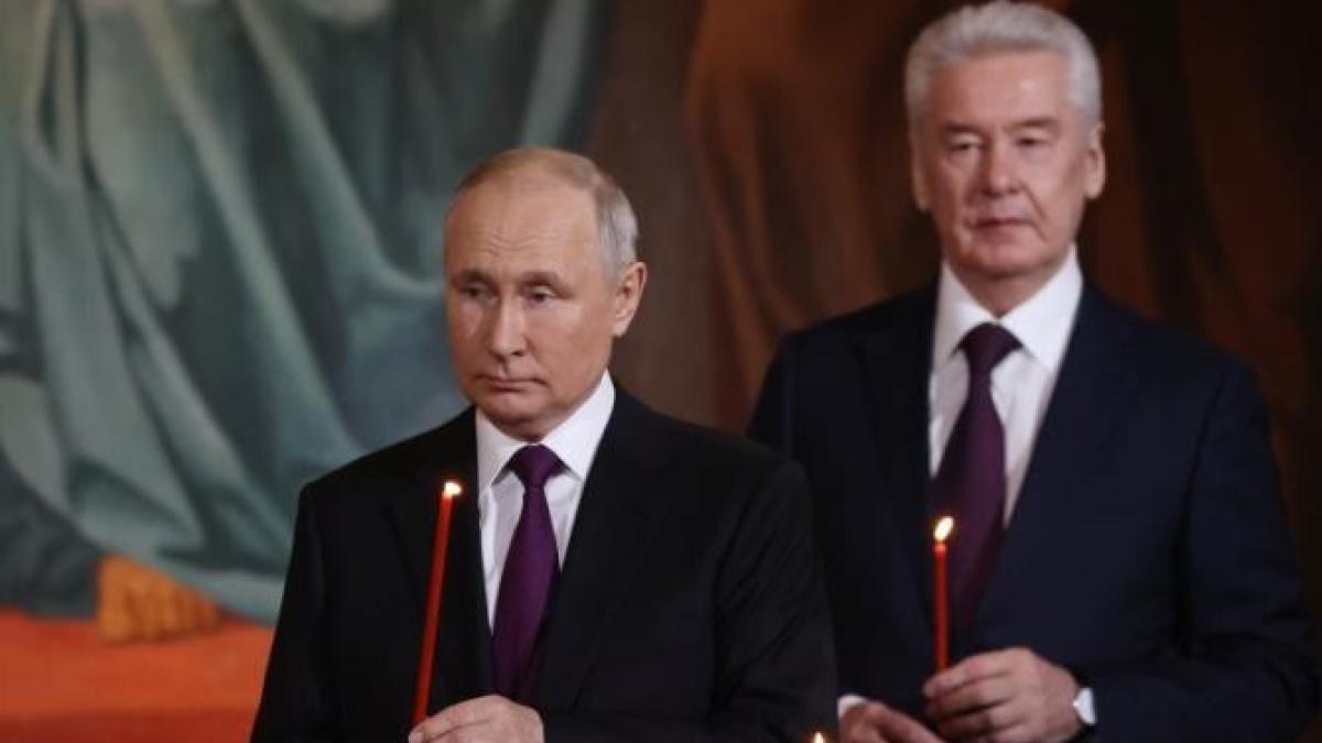 vladimir_putin_rusia_slujba_inviere_ager-2_36036100