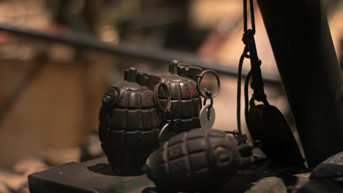 panica-tren-baterie-externa-grenada_73858600