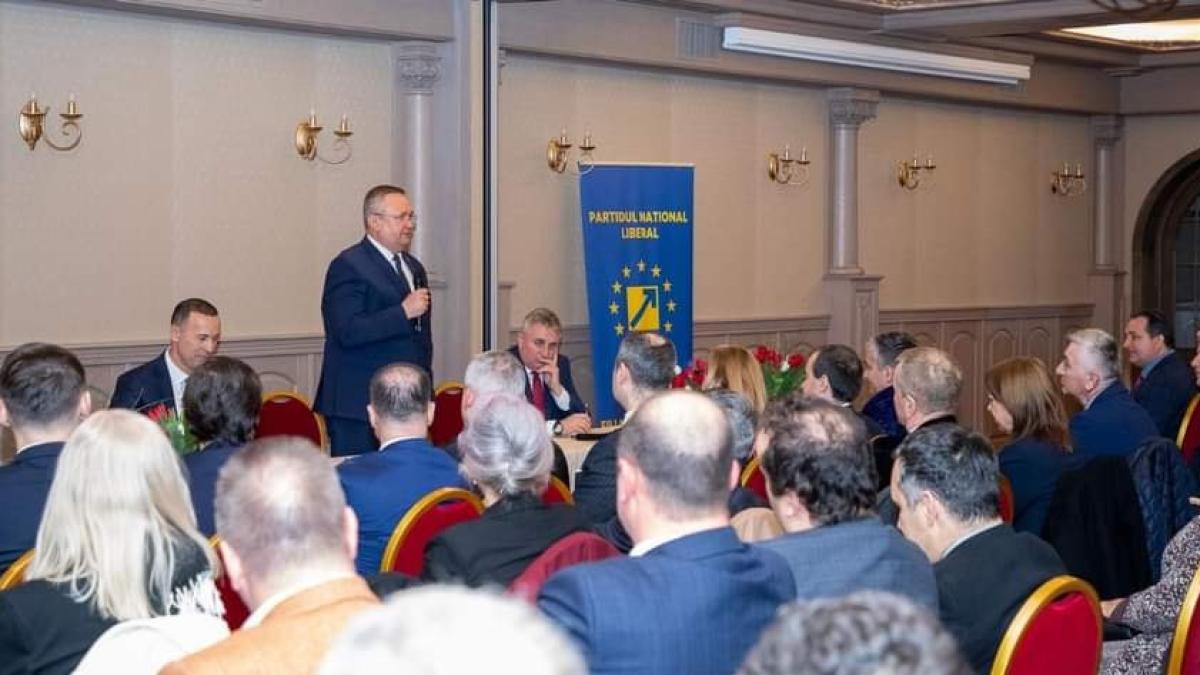 primari-de-la-pmp-si-usr--pusi-coordonatori-la-organizatiile-locale-pnl--cei-doi-nu-s-au-inscris-in-filiala-liberala_49164100