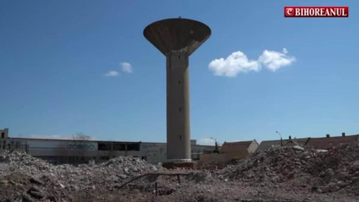 turn-de-apa-prabusit_03767600