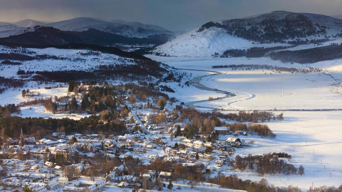 revin-zpezile-elena-mateescu_19292500