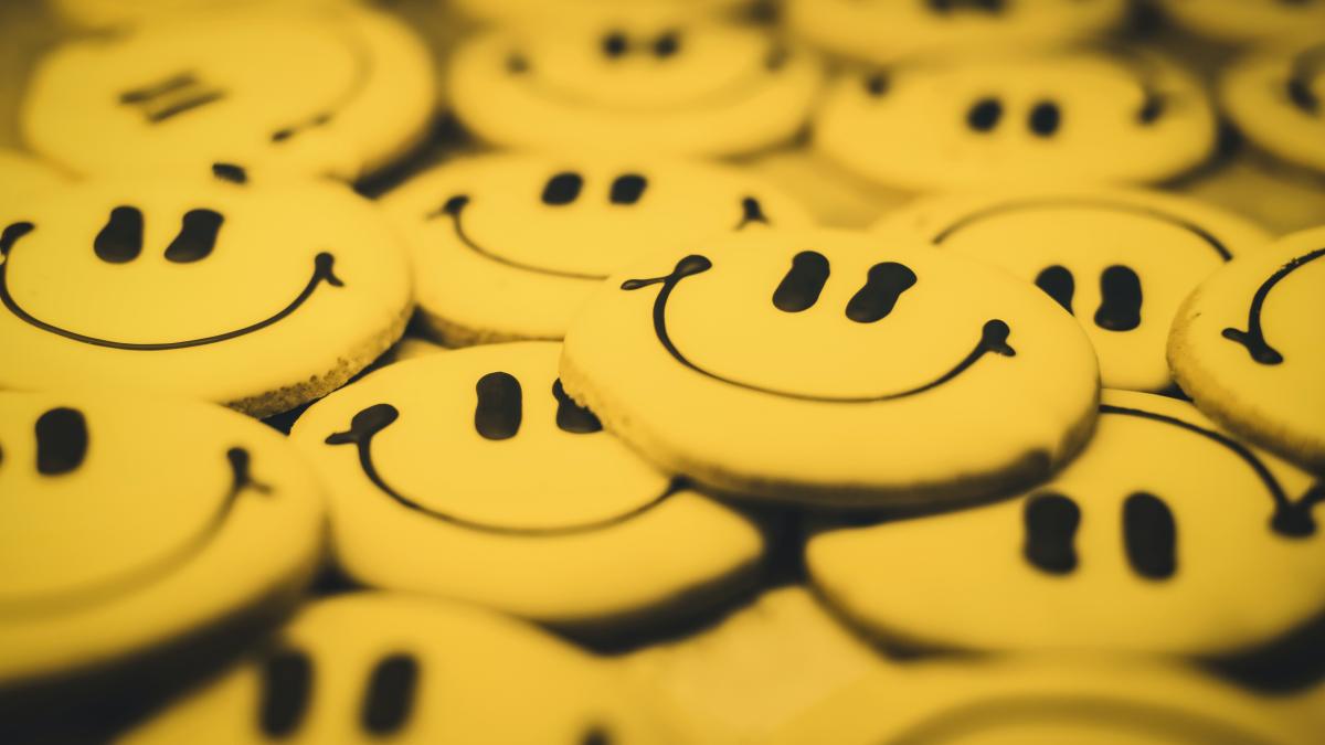 bancul-zilei--intreabare-la-radio-erevan-ar-putea-o-bomba-atomica-sa-distruga-orasul-nostru-iubit---_97155500