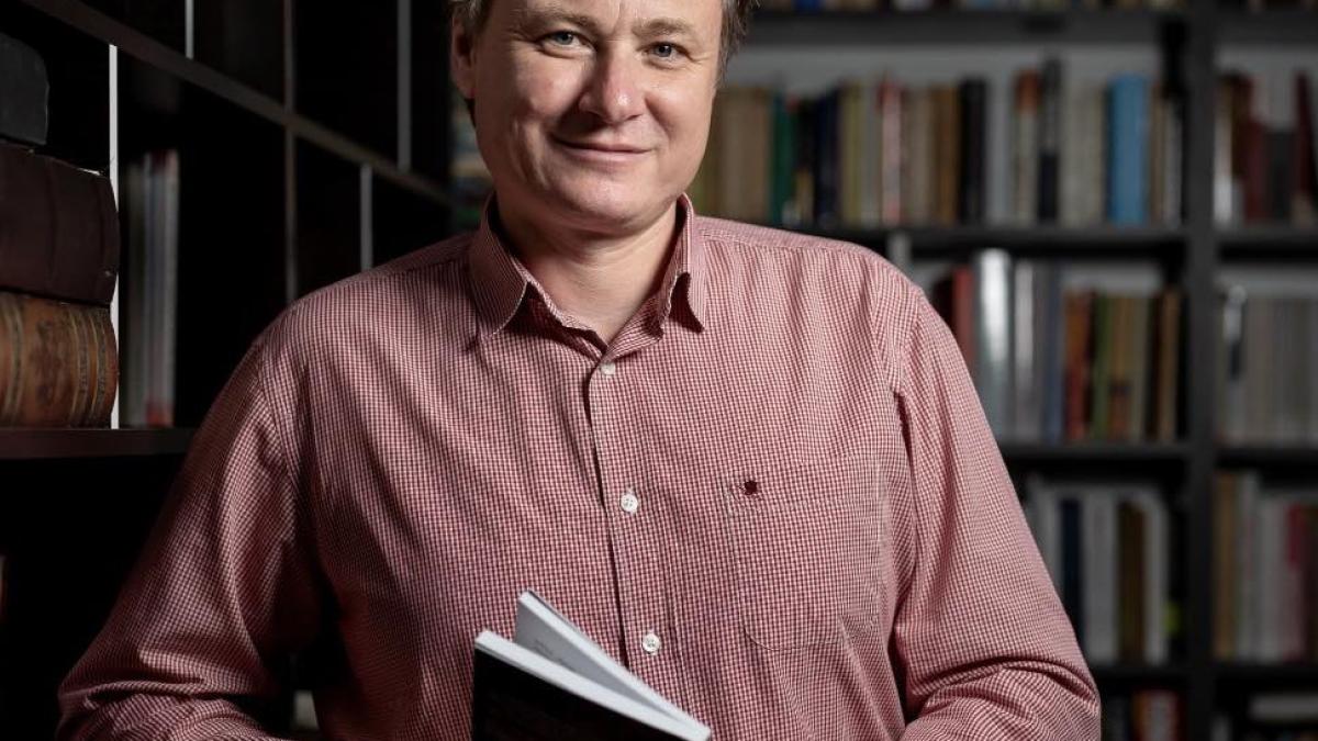 paul-iulius-negoita_40292900