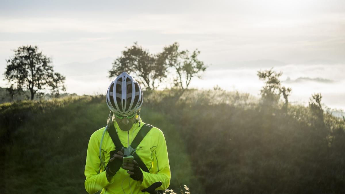 cycling-ga5b989cfd_1280-pixabay4dcnews_36125800