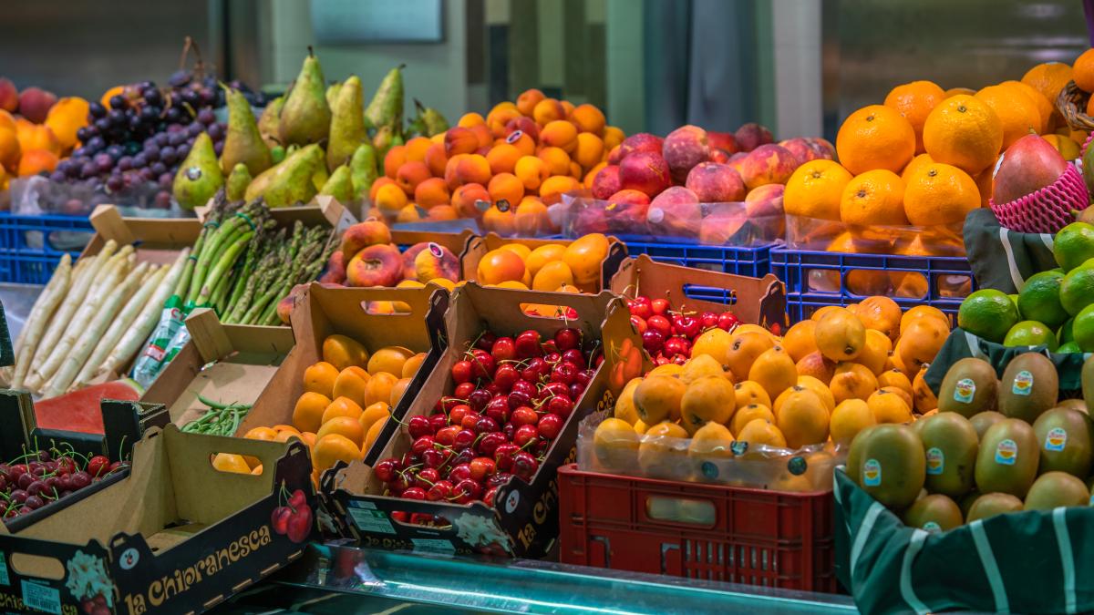 fucte-si-legume-supermarket_78202700