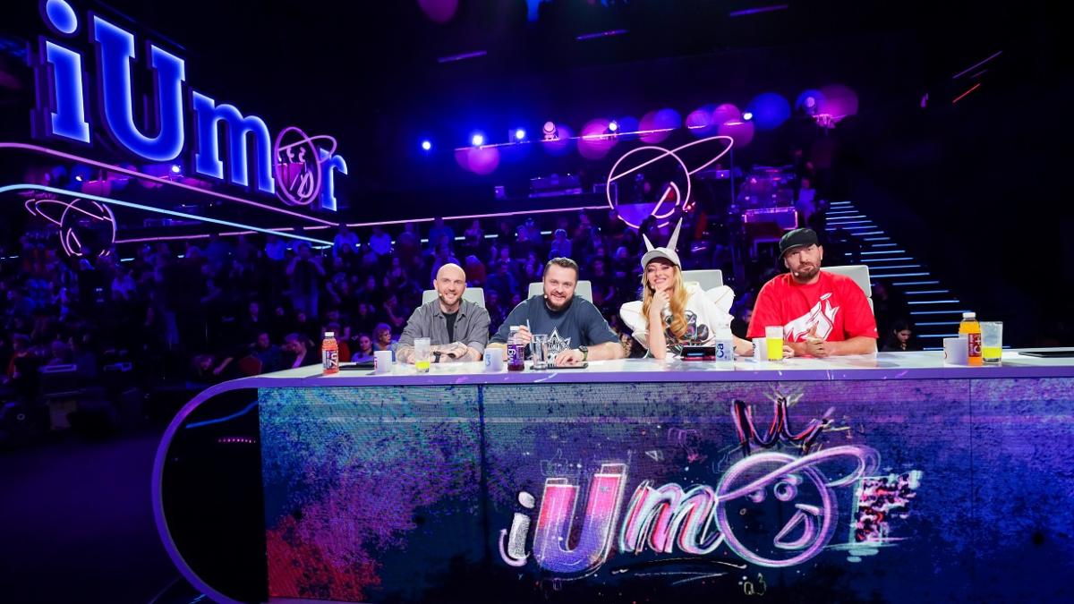 ne-dau-afara--juratii-iumor--nevoiti-sa-voteze-si-sa-jurizeze-cum-li-se-spune-acelasi-ton--acelasi-text-1_11355700