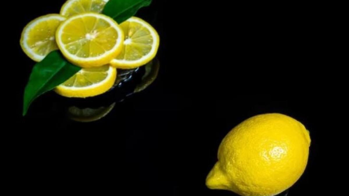 pune-coji-de-lamaie-pe-pervaz-si-vei-scapa-de-o-problema-dureroasa_15154700