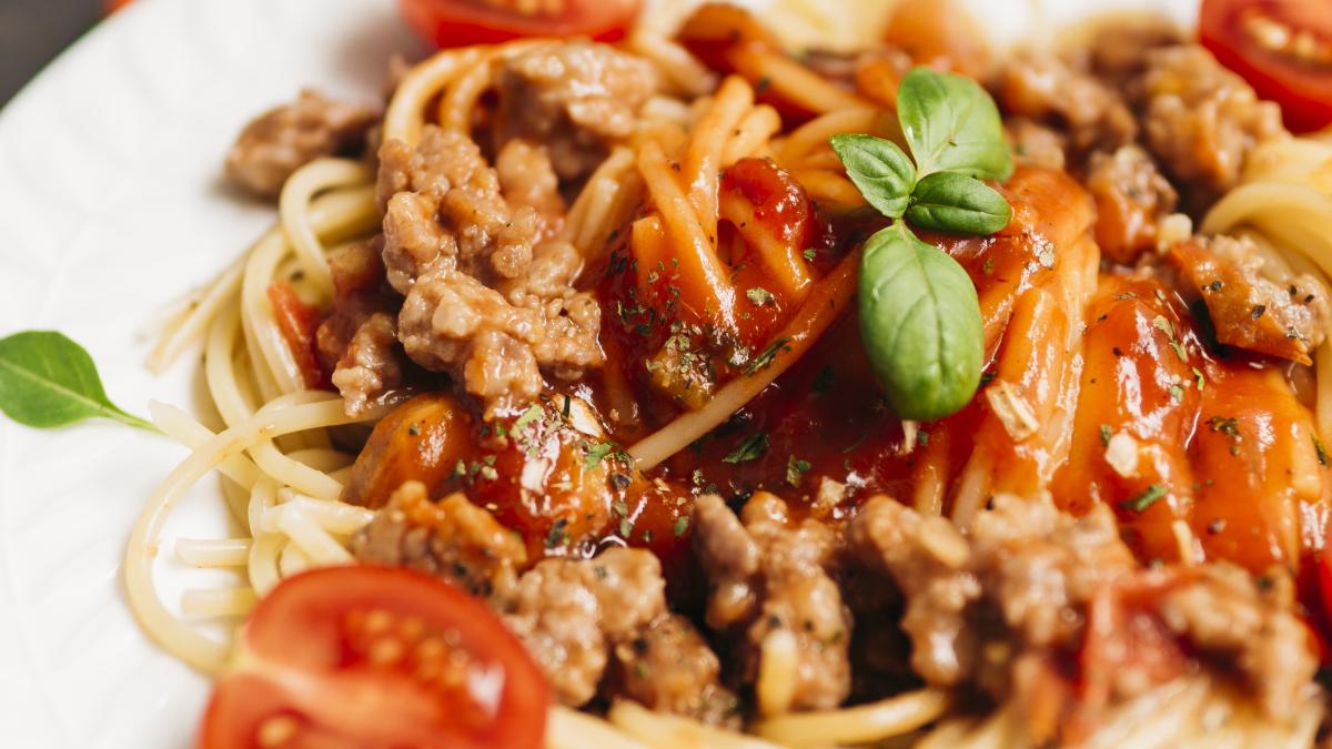 spaghete-bolognese--reteta-din-italia_16135500