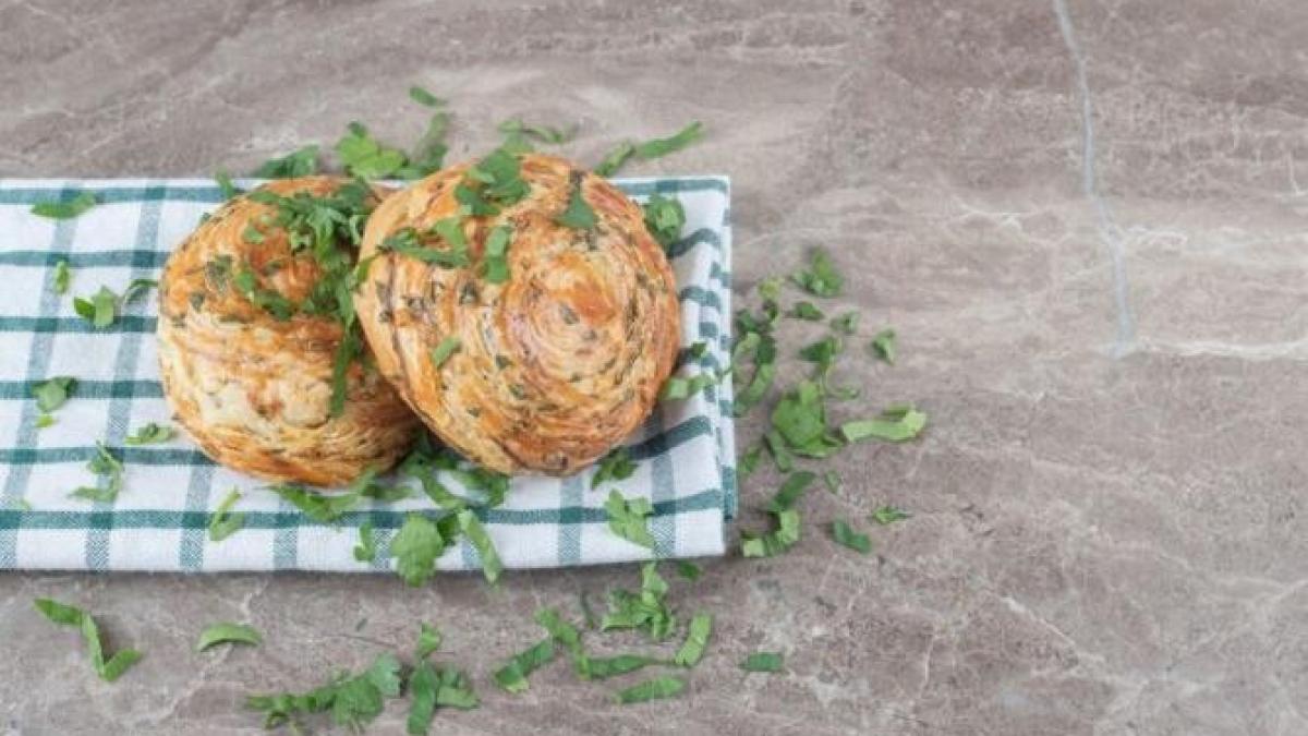 turte-cu-ceapa-verde--o-gustare-chinezeasca-delicioasa_21530000