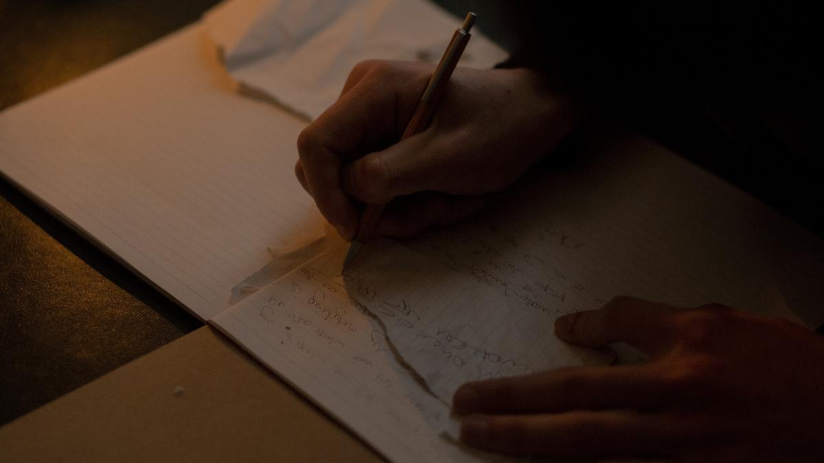 primul-premiu-nobel-si-de-ce-tolstoi-l-a-ratat--ce-spunea-laurentiu-ulici--in-1999-este-un-autor-obscur--poet-de-raftul-al-patrulea--absolut-de-necitit_44846800