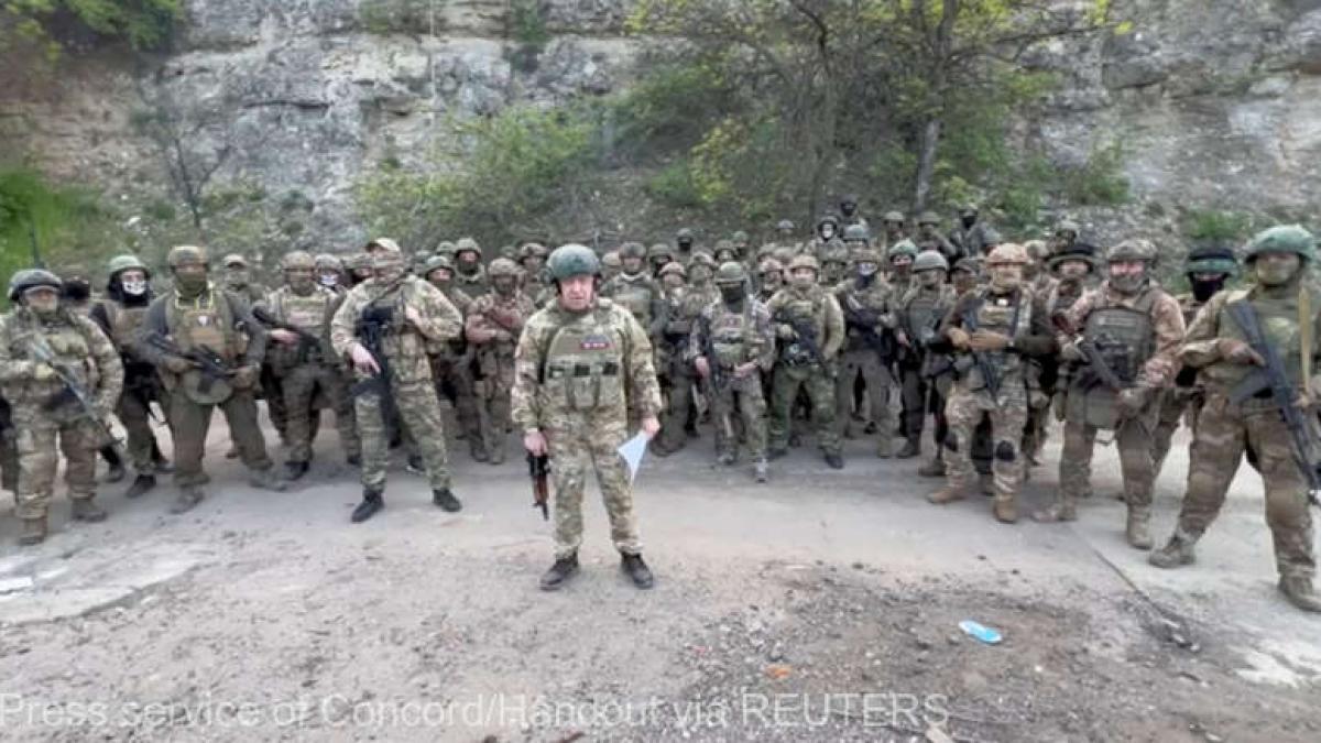 mercenarii-wagner-vor-mai-ramane-in-bahmut--seful-grupului-wagner--evgheni-prigojin-pur-si-simplu-ne-au-inselat-fara-rusine_60826500