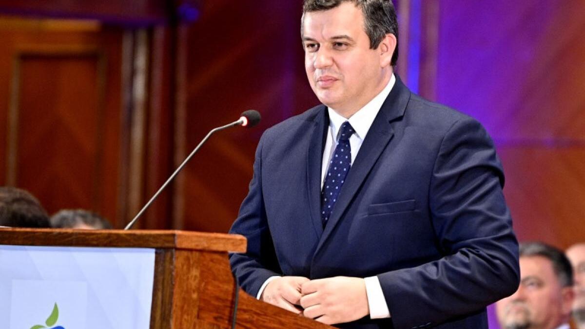 eugen-tomac-schengen-fum-alb_63248300