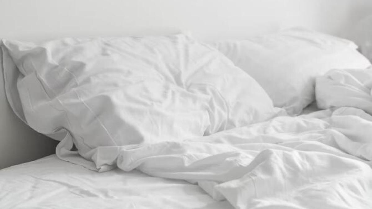 spune-adio-cearsafurilor-sifonate--toarna-o-lingura-dintr-un-produs-in-masina-de-spalat_98124300