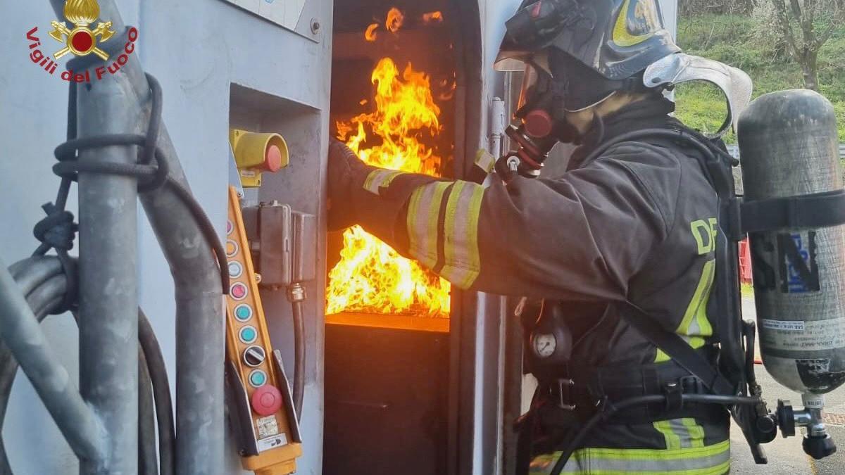 incendiu-milano_49524600