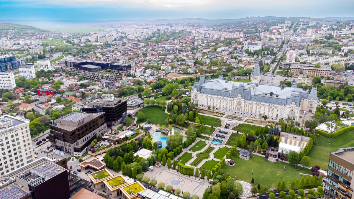 iasul--reprezentat-la-pavilionul-romaniei-la-bienala-de-arhitectura-de-la-venetia-prin-concursul-international-de-arhitectura-organizat-de-iulius--1_94634500