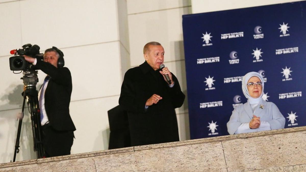 355636d1-5e7b-4085-8c6d-fb7d43f61dda_13489100