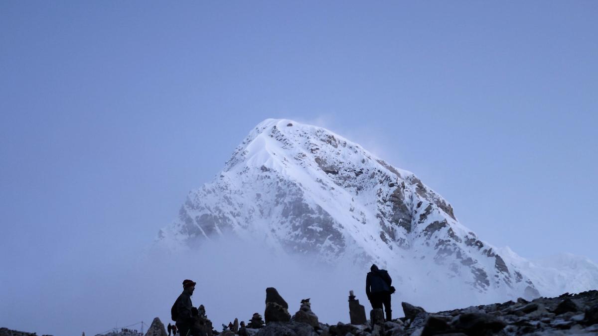 everest-sunete-infioratoare-noaptea_71408900