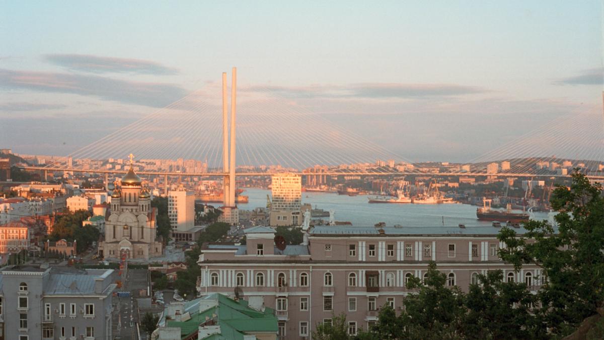 vladivostok_golden_bridge_2022-08_72347600