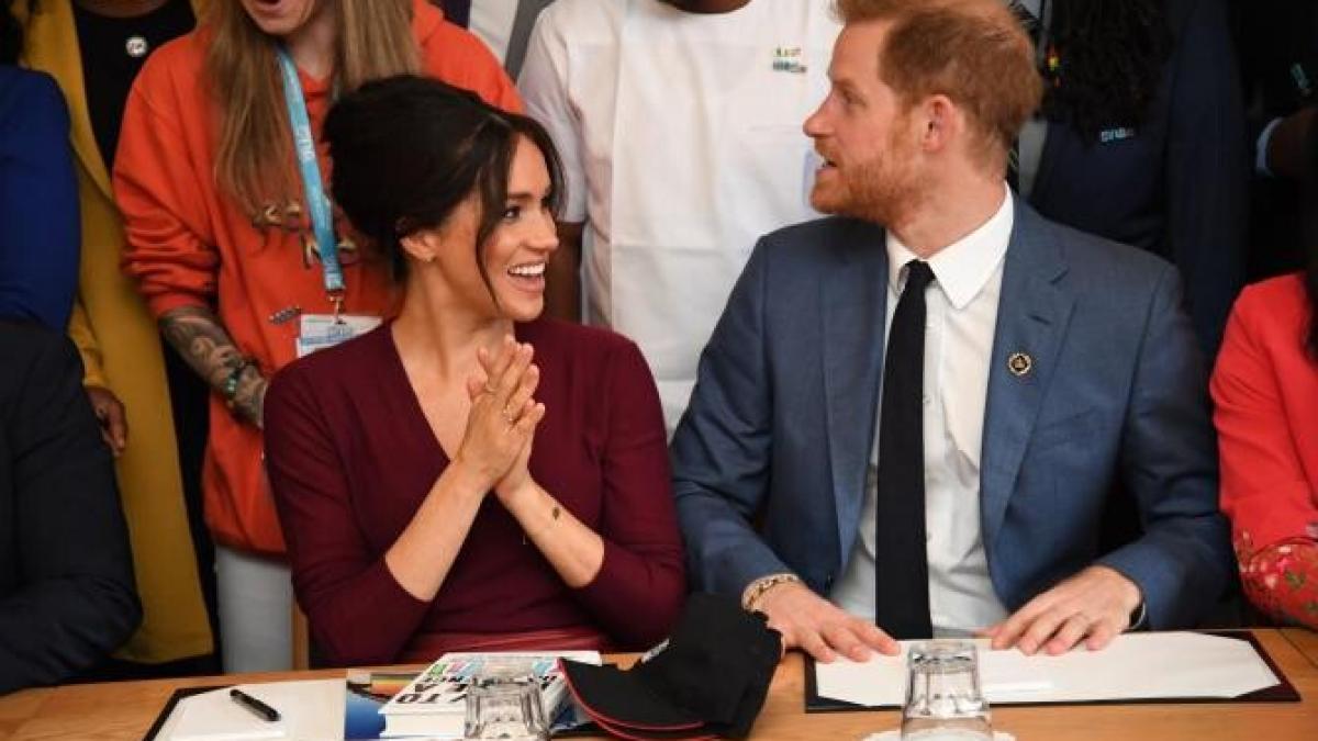 printul-harry-si-meghan-markle--accident-grav-in-sua--fiind-urmariti-de-paparazzi_43666800