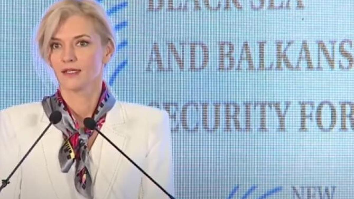 gorghiu--mesaj-la-forumul-de-securitate-din-regiunea-marii-negre---reconstructia-ucrainei--o-sansa-economica-uriasa-pentru-romania_06648400