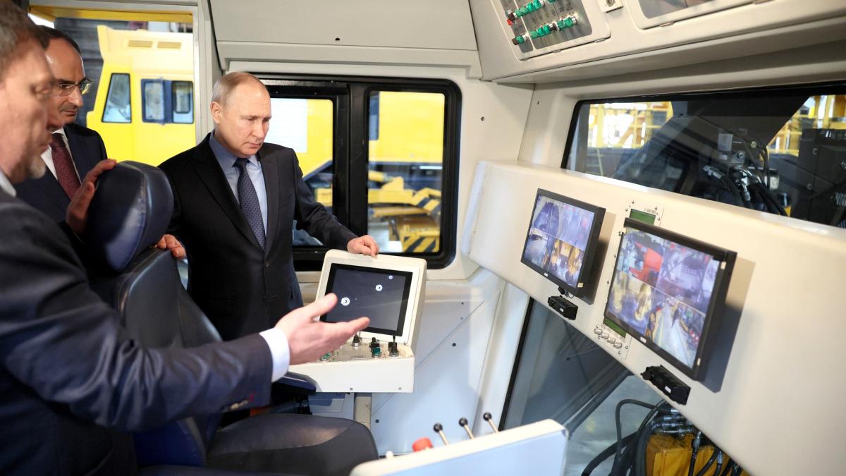 vladimir-putin-buncar_74721400