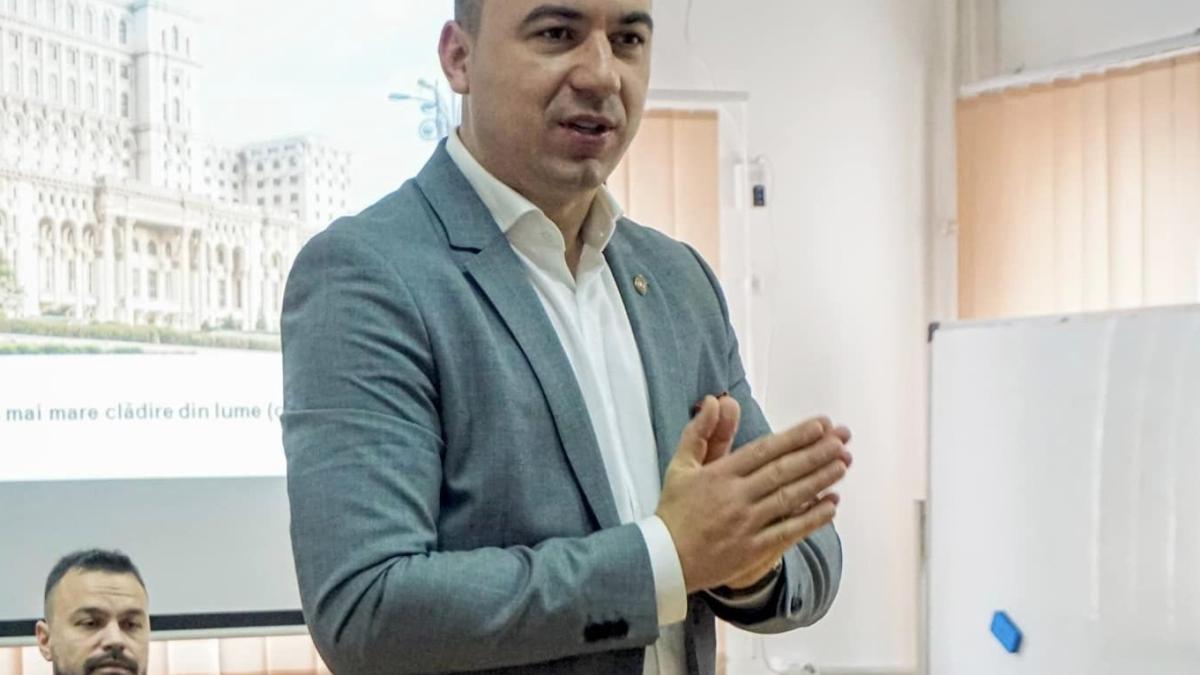 solutie-pentru-salarii-mai-mari--bogdan-ivan-psd-pot-fi-argumente-foarte-solide-pentru-a-i-convinge-si-pe-partenerii-nostri-de-guvernare_53425200