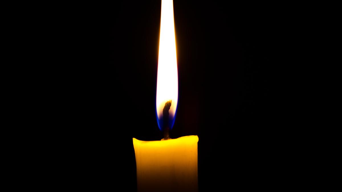 one-romance-romantic-candle-memorial_75115800