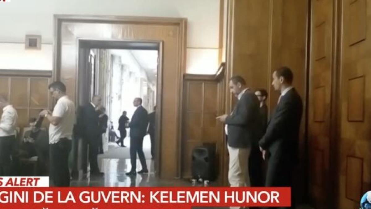 hunor-usa-guvern_21438700