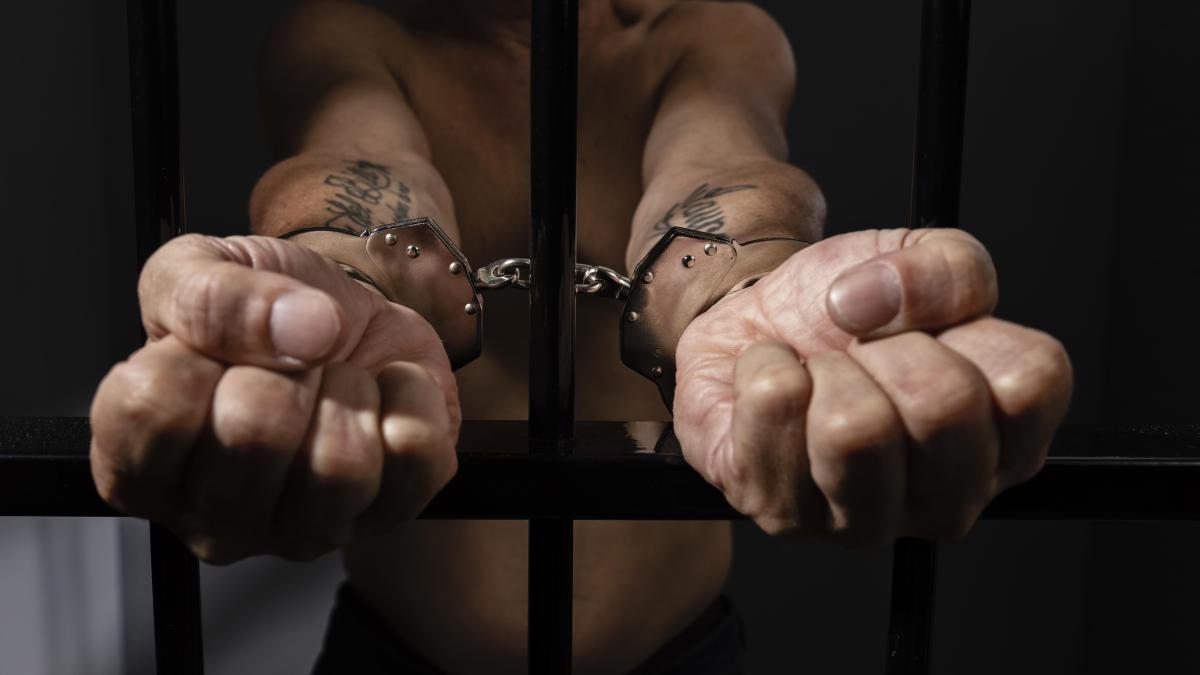 condamnat-pe-viata--afaceri-cu-droguri-in-trei-penitenciare--cum-le-introducea-in-inchisori--diicot-a-intrat-pe-fir_00940500